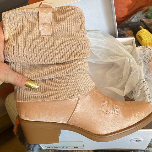 🎅Holiday Sale🎅 Darling Slouchy Mini🤠Cowboy Boots Blush/Pink NIB - Picture 13 of 15